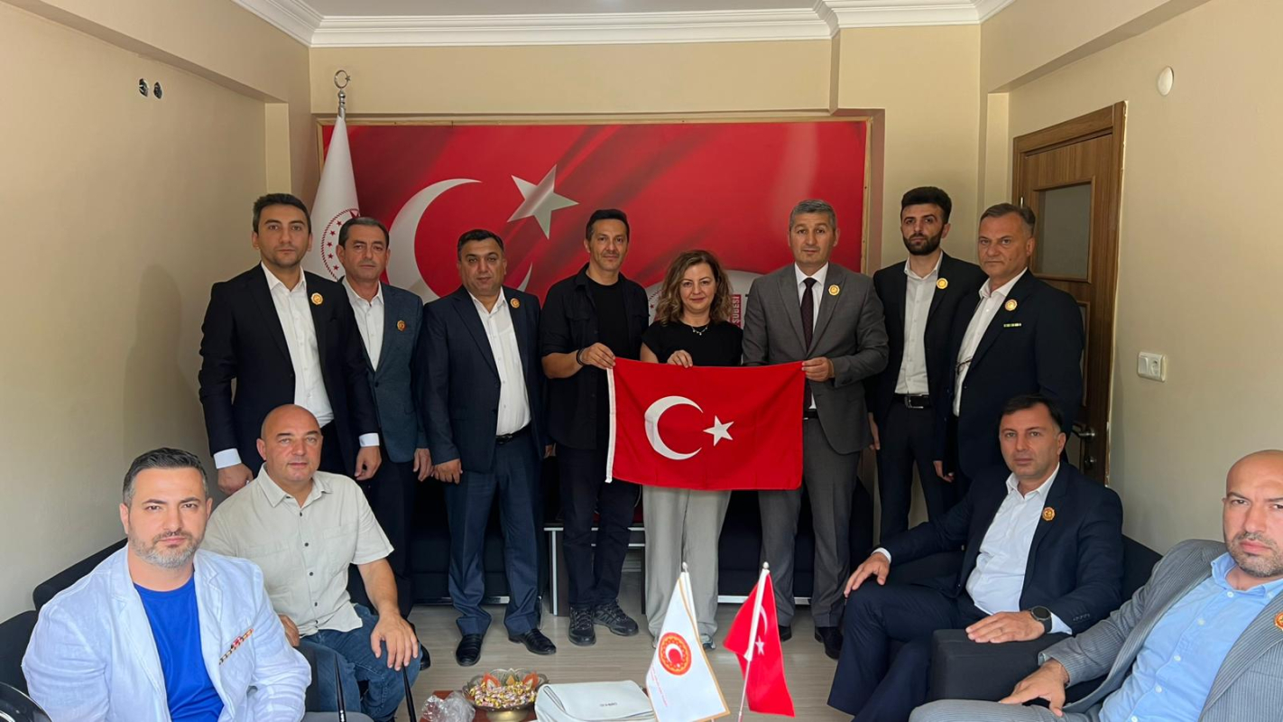 Azerbaycanlı Gazetecilerimizden Vakfımıza Anlamlı Ziyaret