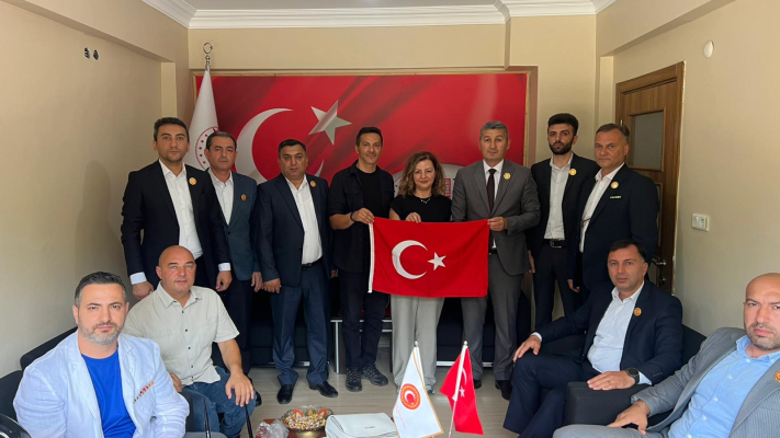 Azerbaycanlı Gazetecilerimizden Vakfımıza Anlamlı Ziyaret