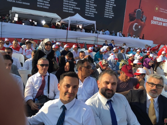 Demokrasi Ve Şehitler Mitingi